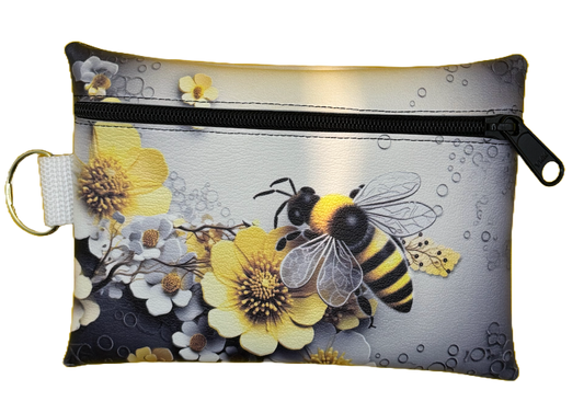 4X6 Vinyl Zipper Bumble Bee Bag